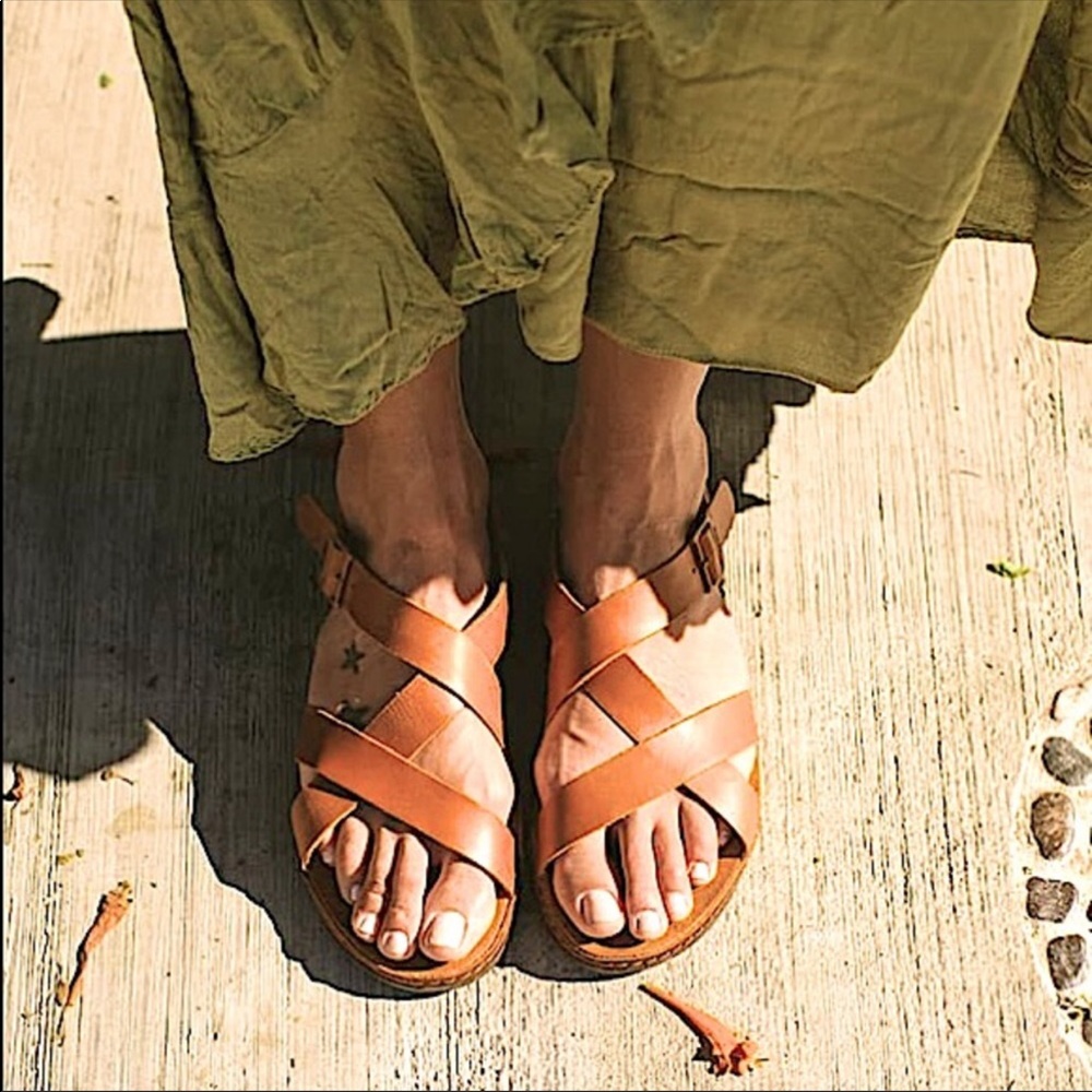 Chaco Wayfarer Leather Sandals size 9